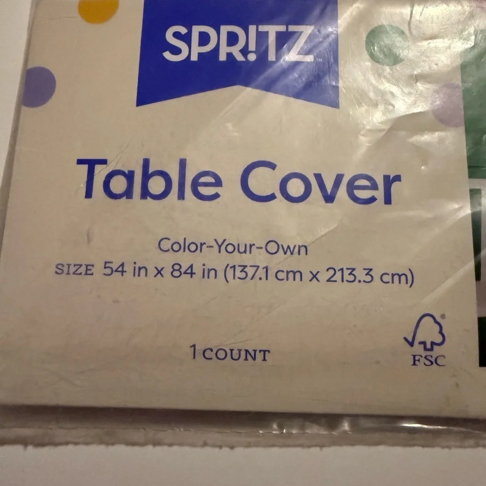 Spritz color your own table cloth
